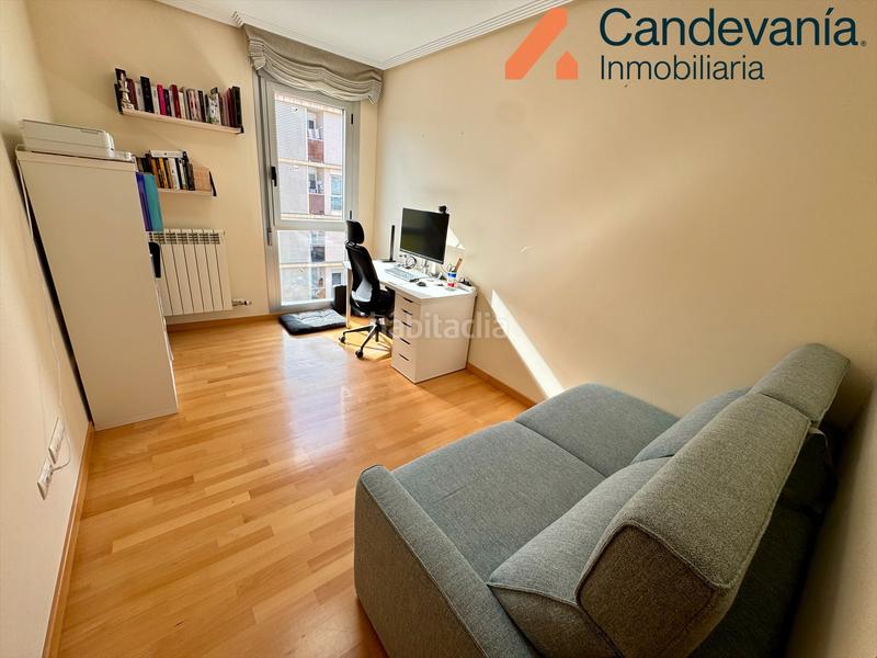 Foto 383f9bbc-26ae-4d3b-9823-0d88709260ac. Pis amb calefacció piscina a Miralbueno Zaragoza