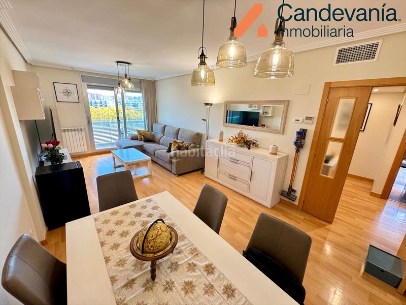 Foto 574d2237-a902-4807-af3f-09db1c05864b. Pis amb calefacció piscina a Miralbueno Zaragoza