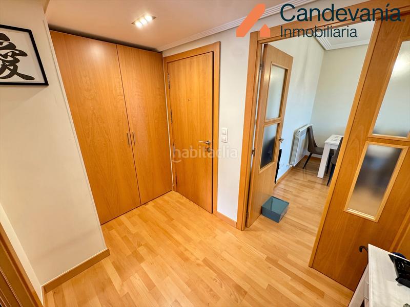 Foto fa5f330b-40a9-464d-a8e7-7eeb88ce2ce0. Pis amb calefacció piscina a Miralbueno Zaragoza