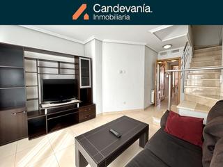 Zweistöckige Wohnung in Zuera