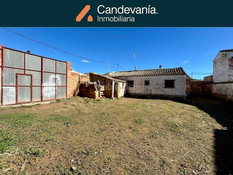 Foto 35d9b841-cf5d-4389-bf46-d9811d55433d. Casa a Zuera