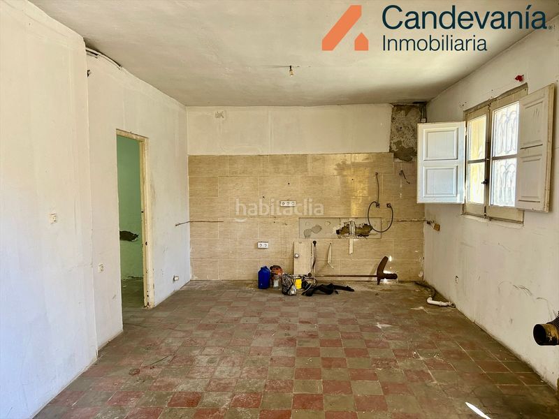 Foto b46a40f2-8429-41c1-832f-54686de4effb. Casa a Zuera