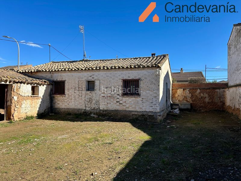 Foto be97ab06-b827-4dc2-96e6-484e32c0b6ad. Casa a Zuera