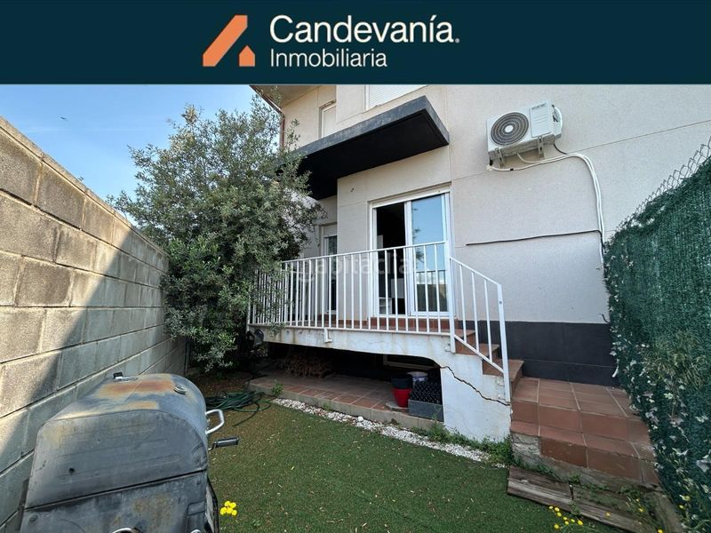 Foto b9b1e864-6c20-4058-b58b-57346a226549. Casa adossada amb calefacció aparcament a Zuera