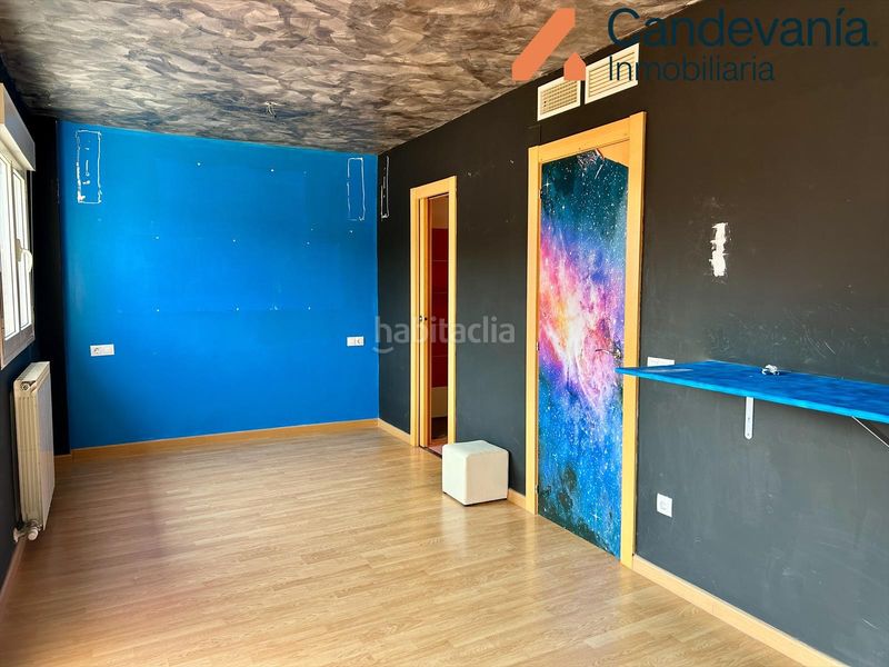 Foto f83af854-0ecb-4e4c-ac4e-a8220da316de. Casa adossada amb calefacció aparcament a Zuera