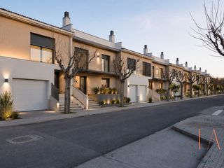 Maison jumelée à Calle de la sierra de guara 31