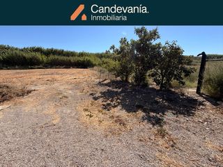 Rural plot in Zuera