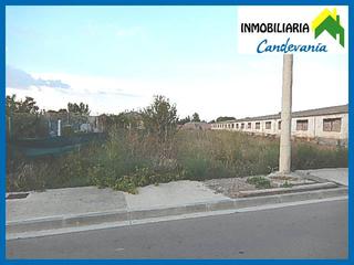 Terreny residencial a San Mateo de Gállego. Se vende parcela urbana, situada en urbanización el saso de san