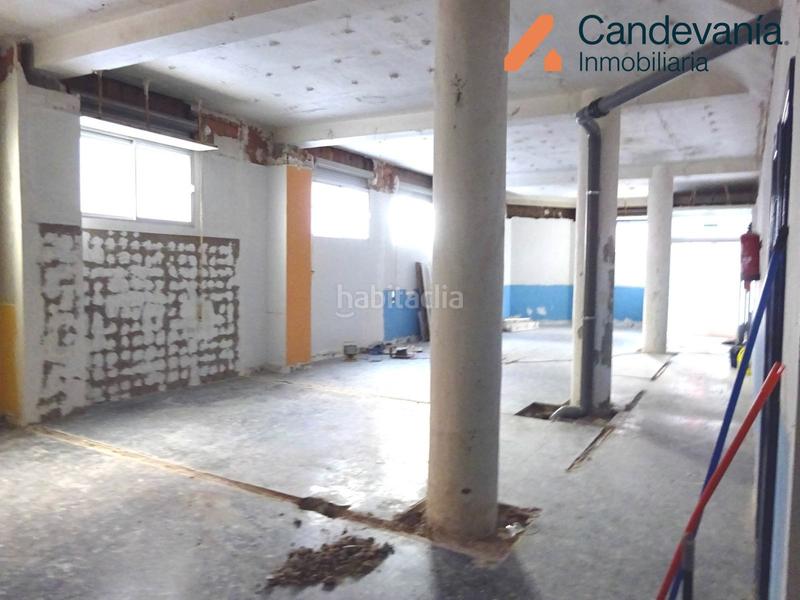 Foto b3c37778-068d-4e0a-bb70-defb86627b9d. Geschäftsraum in Zuera