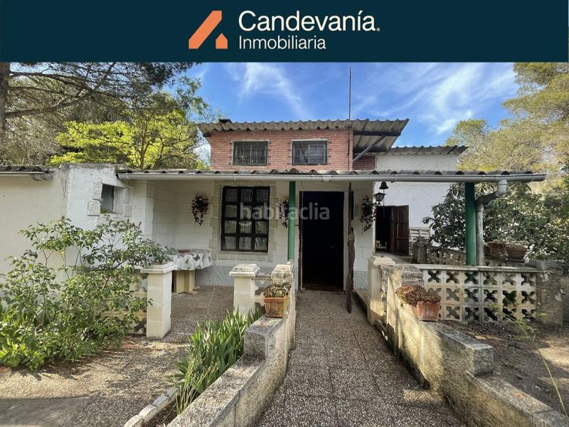 Foto c2154857-3b3c-461e-97f2-95cb10b21107. Masia a Zuera