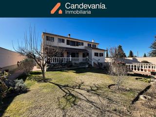 Chalet à San Mateo de Gállego