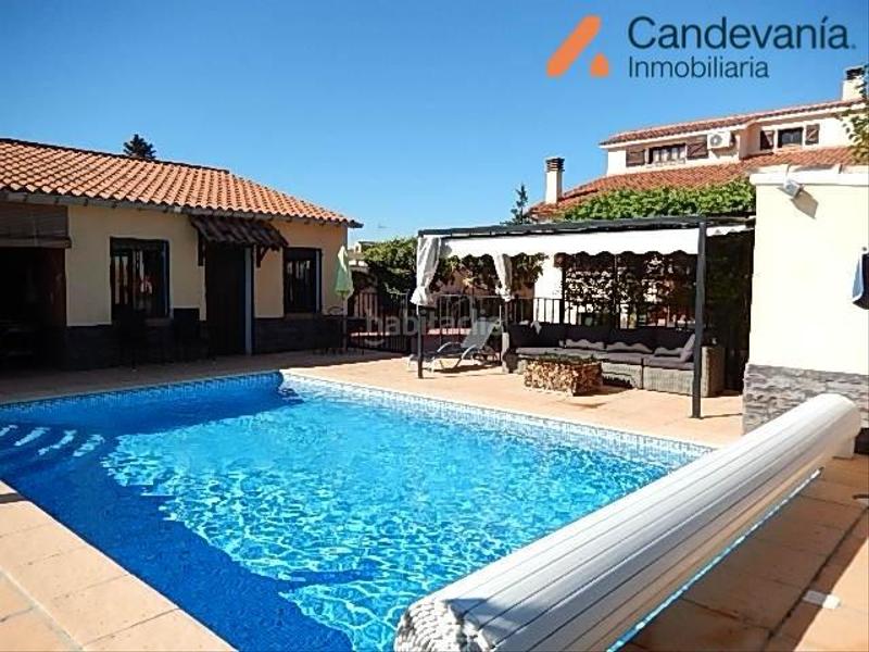 Foto 447ac785-1bd4-4307-b567-7b39ecf6a88c. Chalet con riscaldamento parcheggio piscina in San Mateo de Gállego