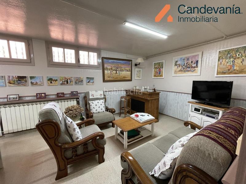 Foto 57b238bc-690f-4a19-9c00-1473799135e7. Chalet con riscaldamento parcheggio piscina in San Mateo de Gállego