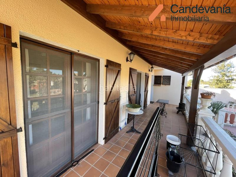 Foto 70f08fe7-5117-4b36-83ed-81e6040e6361. Chalet con riscaldamento parcheggio piscina in San Mateo de Gállego