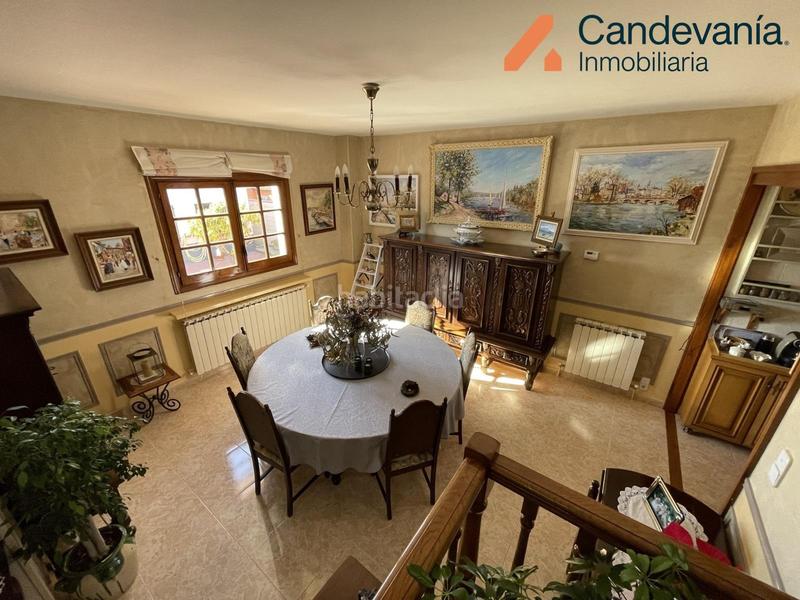 Foto 8ce3b24d-4361-4996-a0d5-c468524154f9. Chalet con riscaldamento parcheggio piscina in San Mateo de Gállego