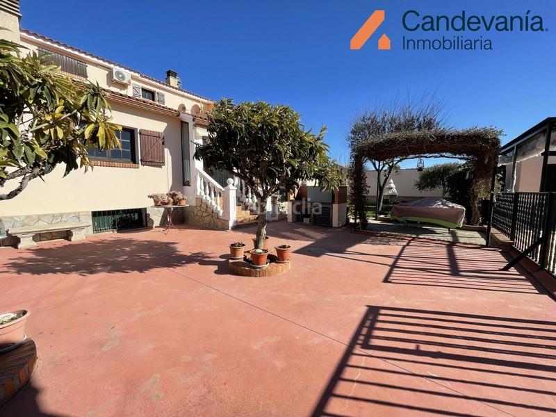 Foto a9ee38bd-12a6-4db9-819c-8cd694534677. Chalet con riscaldamento parcheggio piscina in San Mateo de Gállego