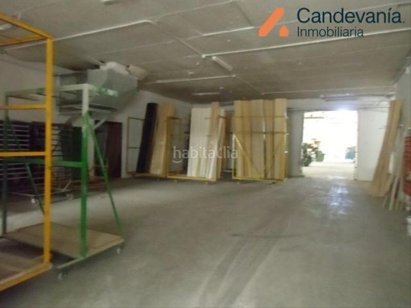 Foto 8c6a275a-8196-4b34-a0df-e705a5e86c0a. Nave industrial gran recinto cerrado con varias naves industriales , situadas en calle principal del polígono el campillo de 9.932 m² de p en Zuera