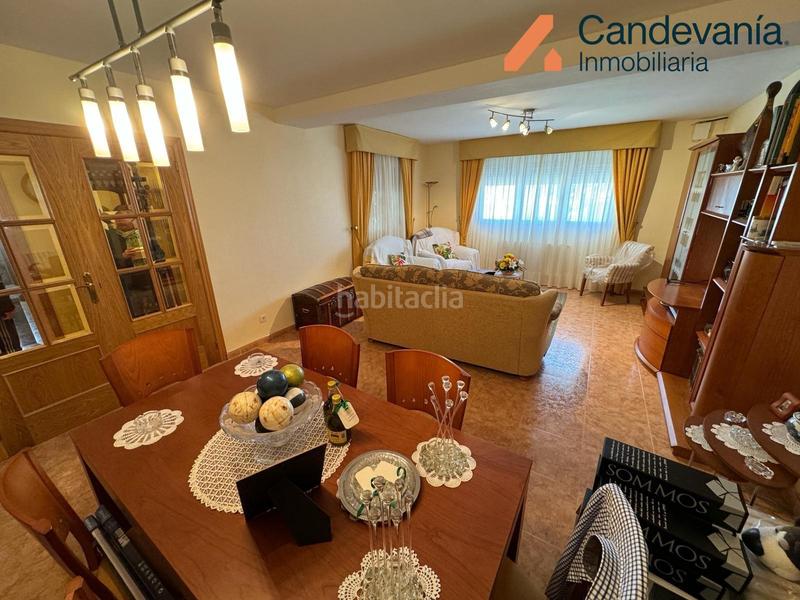 Foto 7d896d70-ede0-4adc-abdd-705fc0517912. Chalet mit kamin in Gurrea de Gállego