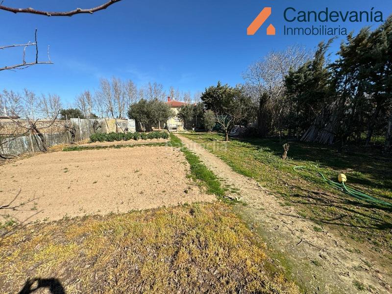 Foto 474a9cc2-3462-4842-b70b-2aa94c09d320. Chalet con camino in Gurrea de Gállego