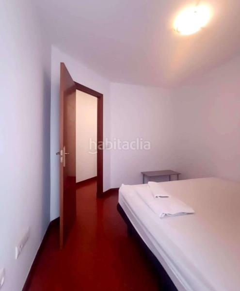 Foto b53b0196-e7a9-44ec-96d7-b40bcc7484ff. Piso  con garaje en el centro de los realejos en Realejos (Los)