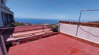 Casa en Guancha (La). Dos viviendas independientes para inversor