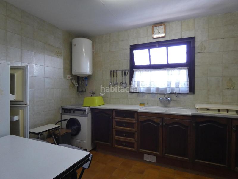 Foto 30a0d9c7-b467-4b16-8071-47971a7b11c4. Chalet 3 casas independientes con vistas al mar, en parcela de 1.200 m2, para vivir o alquilar, 9h en Calonge