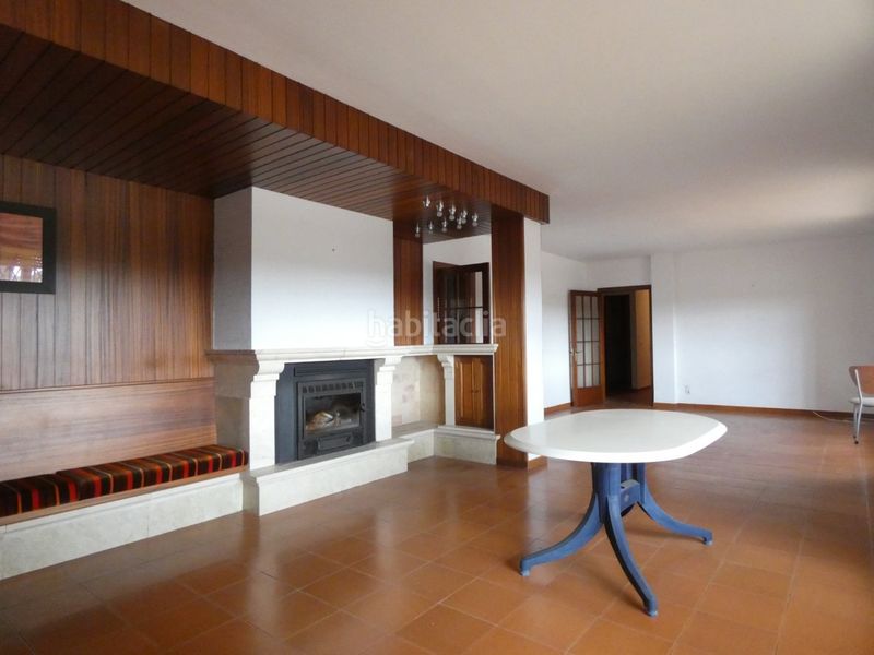 Foto 1d81ac69-c8d5-4ead-9239-22d94a398cd5. Casa amb calefacció aparcament a Vall-llobrega