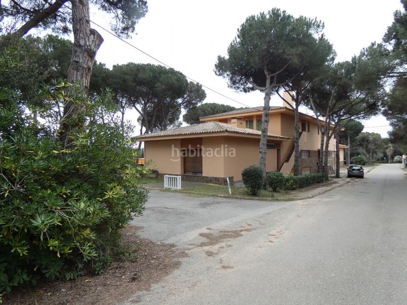 Foto 48696cd3-adbc-41a5-a7fb-d13d7ac28866. Casa amb calefacció aparcament a Vall-llobrega
