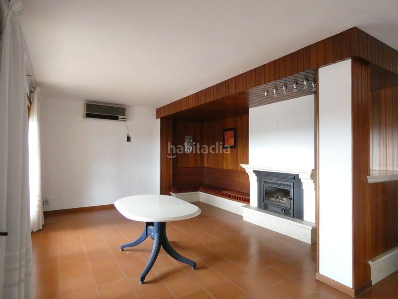 Foto 5203fb2a-bbbd-4968-baa6-8b58b217a431. Casa amb calefacció aparcament a Vall-llobrega