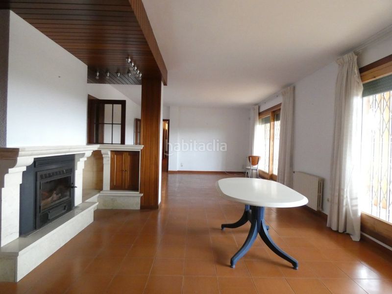 Foto 7b6e14df-883a-4530-836e-0946e8bfd8e2. Casa amb calefacció aparcament a Vall-llobrega