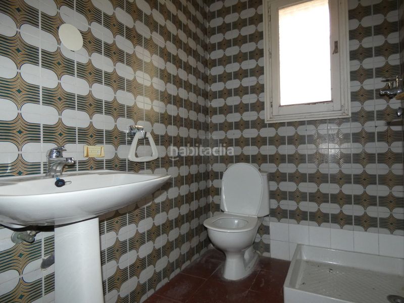 Foto b0a4ca58-6d88-417f-9dab-9c61d6429dcd. Casa amb calefacció aparcament a Vall-llobrega