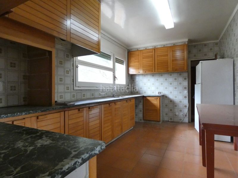 Foto e78ddadc-5a09-434f-aca5-c52b2b5f00bd. Casa amb calefacció aparcament a Vall-llobrega