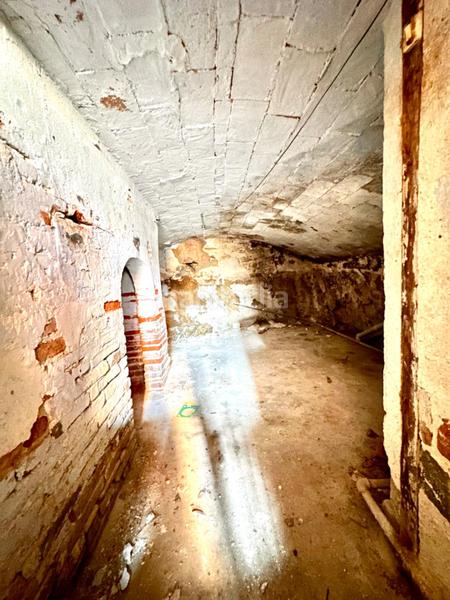 Foto 6061e8ab-9914-4f7f-ab15-cabf59dc8a59. Masía casa de piedra para restaurar con garaje y patio en pleno centro del pueblo en Calonge