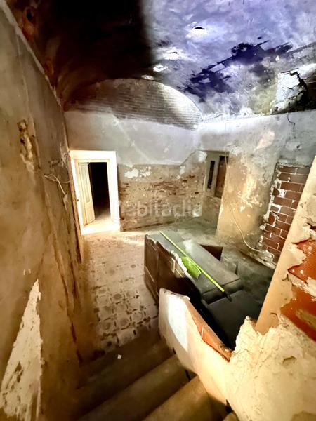 Foto decf87b5-f913-4622-b479-0a9342ccd069. Masía casa de piedra para restaurar con garaje y patio en pleno centro del pueblo en Calonge