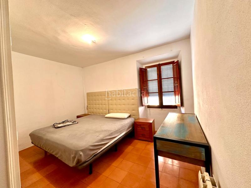 Foto f1b8ceef-28a9-4676-8230-a556d2af7992. Masía casa de piedra para restaurar con garaje y patio en pleno centro del pueblo en Calonge