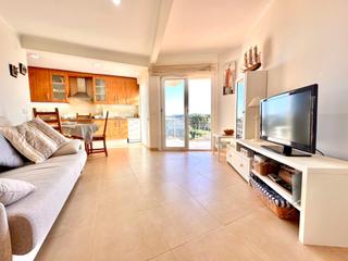 Apartament a Cabanyes-Mas Ambrós-Mas Pallí. Calongeapartamento con ascensor, vistas a mar y montaña, y zona