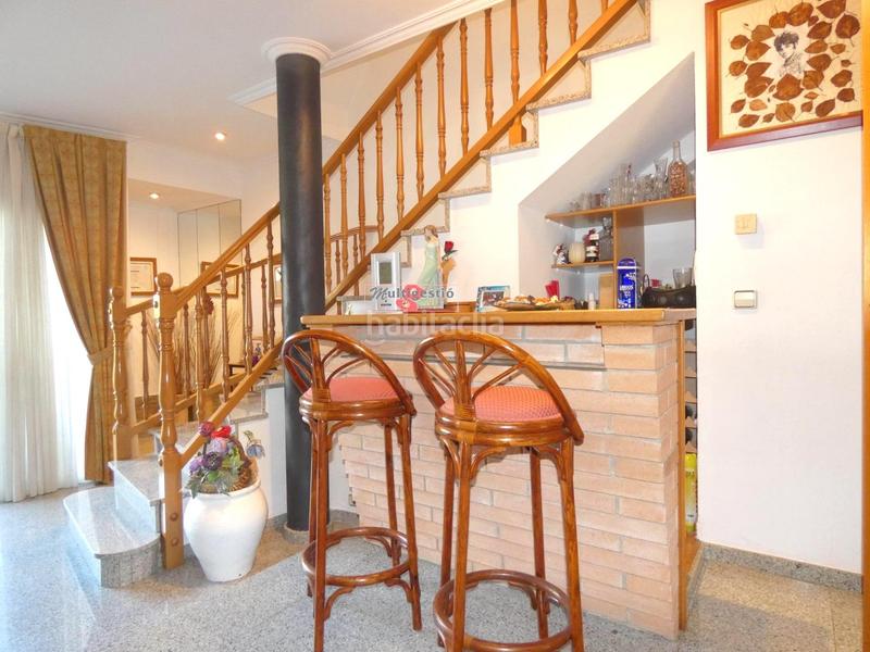 Foto 73e586b3-a59d-4952-b2b8-4c5fe38bbf0d. Casa adosada preciosa casa adosada en mas barceló con garaje y en perfecto estado. en Calonge