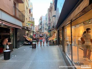 Édifice à El Pedró. Palamós venta de edificio en c mayor de palamós, primerisima lin