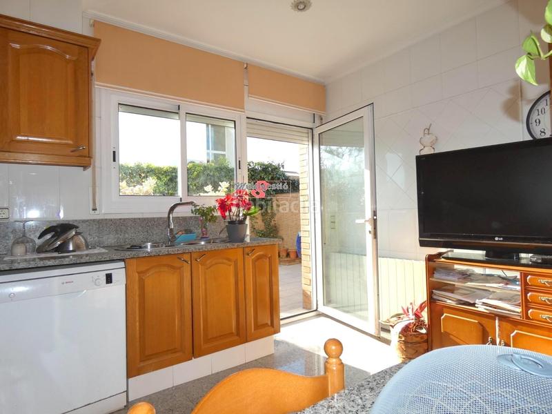 Foto ca08f1e4-3ede-4b0d-9028-67ac96807ebc. Casa adosada preciosa casa adosada en mas barceló con garaje y en perfecto estado. en Calonge