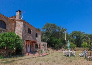 Haus in Urbanitzacions del Nord. Sta. cristina de aro chalet en urb. vall repós, de 182 m2  sobre