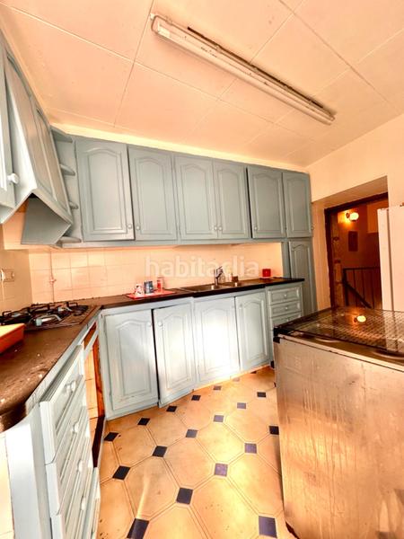 Foto aba5842f-9522-49b2-87d6-d9fffab42c7b. Masía casa de piedra para restaurar con garaje y patio en pleno centro del pueblo en Calonge