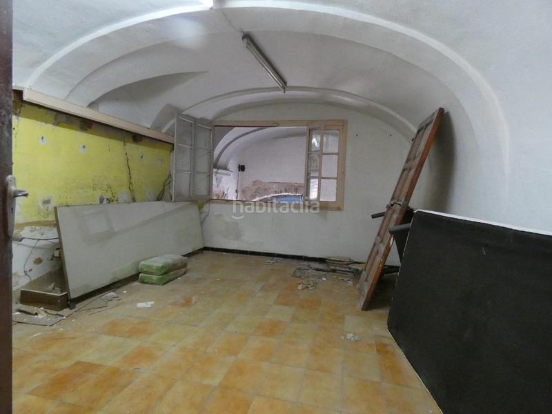 Foto c8afab6c-0502-4883-b34b-6ab3d4ce5a5a. Masía casa de piedra para restaurar con garaje y patio en pleno centro del pueblo en Calonge
