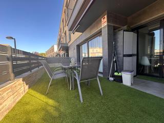 Rez-de-chaussée à Sant Joan - Vilarromà. Sant joan de palamós planta baja dúplex con patio de 30 m2 y par