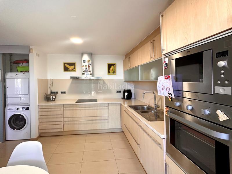 Foto 00e9707c-937b-45f0-b768-4bce13db9519. Planta baja sant joan planta baja dúplex con patio de 30 m2 y parquing incluído en Palamós