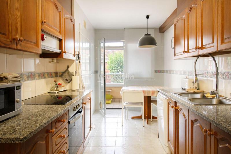 Foto 38608e57-1131-47e9-833c-4aa9bf3b56fc. Dúplex  en avda. cataluña con gran garaje cerrado en Palamós