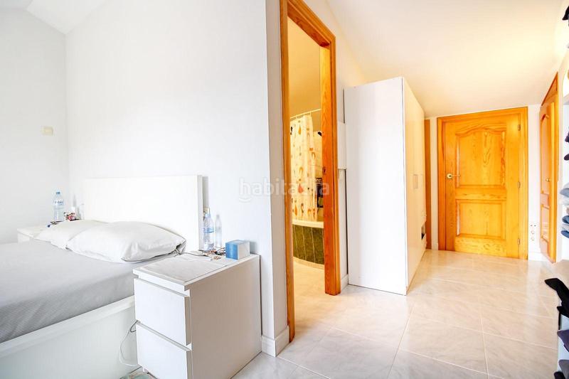 Foto 787ca644-7c62-459d-a9c3-2ef10c0cd758. Dúplex  en avda. cataluña con gran garaje cerrado en Palamós