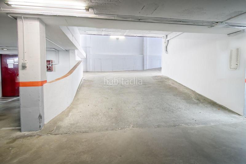 Foto a9295a09-cdd8-4579-9a91-296d30c70872. Dúplex  en avda. cataluña con gran garaje cerrado en Palamós