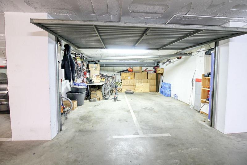 Foto c31c0780-3794-476a-99d3-d25bb52b5fe9. Dúplex  en avda. cataluña con gran garaje cerrado en Palamós