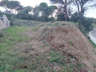 Wohngrundstück in Mas Pere-Río de Oro. Calonge parcela de 588 m2 aprox en urb. mas pere, con poco desni