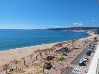 Flat in Platja Gran. Palamós piso a 1a línea de mar con terraza de 25 m2
